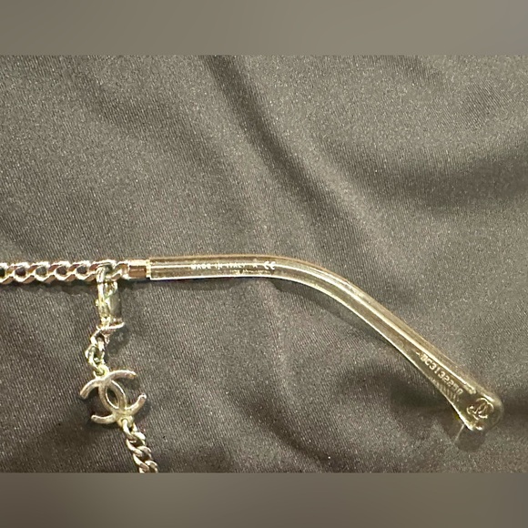 Chanel Gradient Round Chain Sunglasses - Picture 4 of 9